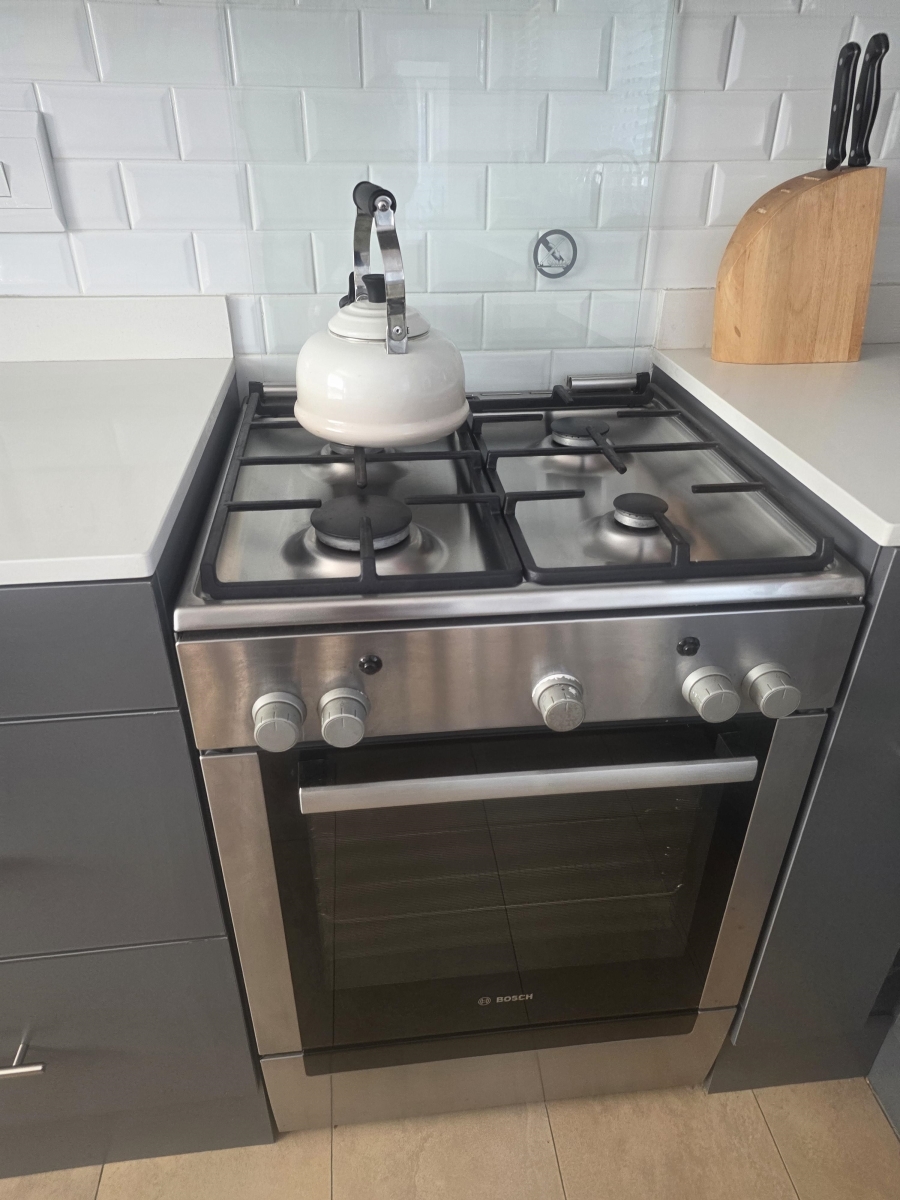 To Let 2 Bedroom Property for Rent in Sea Point Western Cape